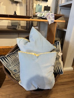 Margot 22"x22" Pillow