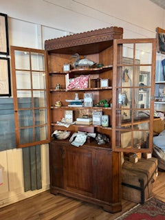 Corner Cabinet